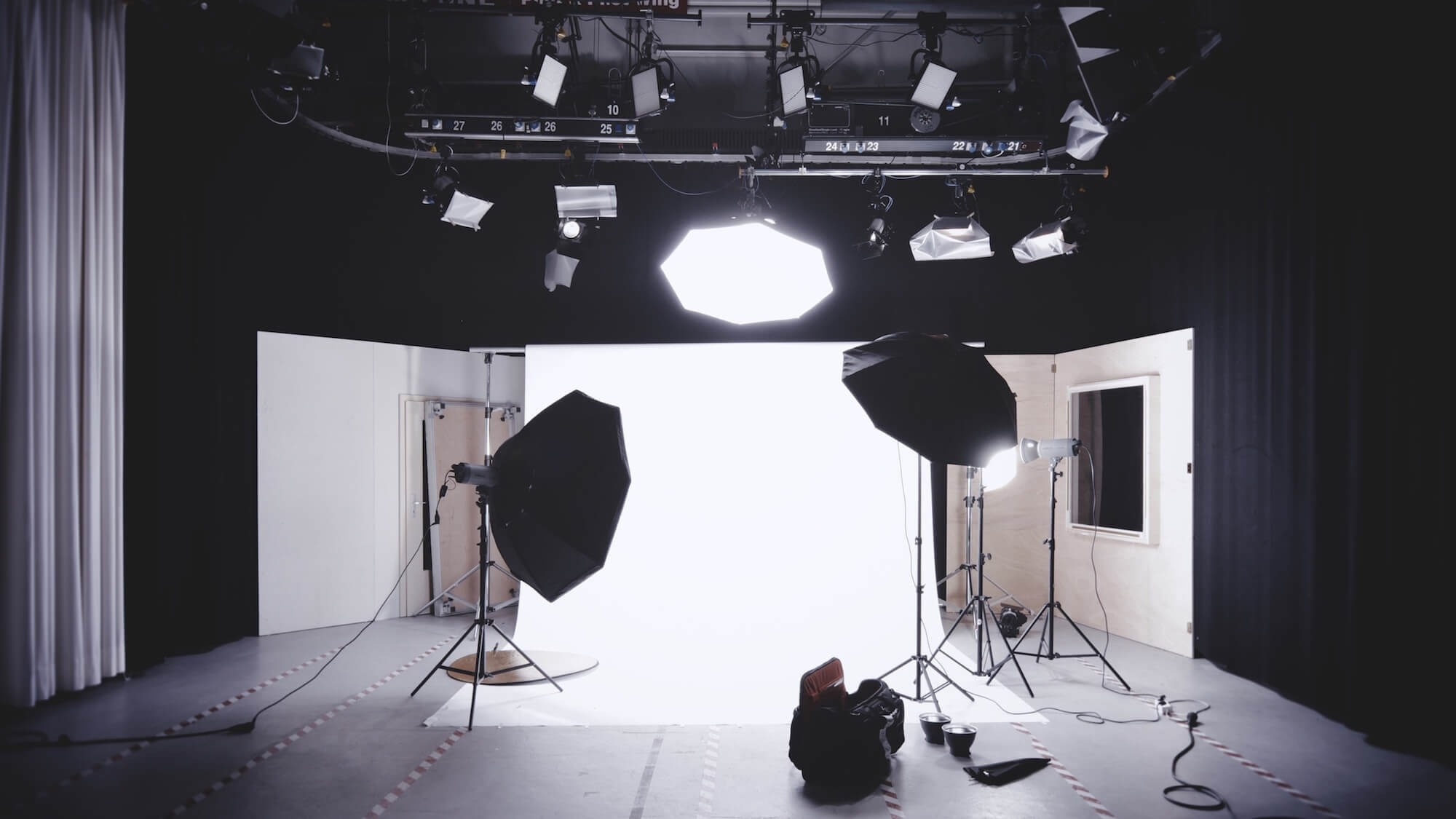 alexander dummer 124674 unsplash (1)